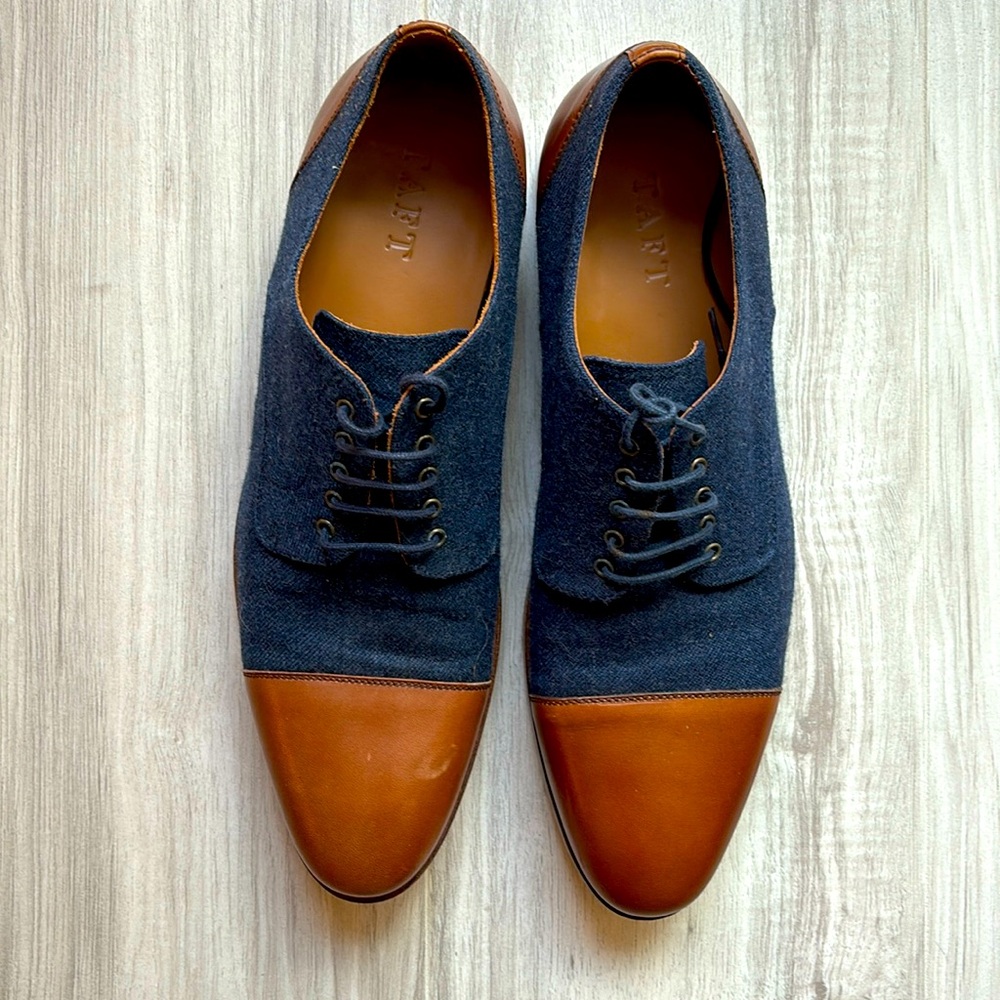TAFT leather shoes